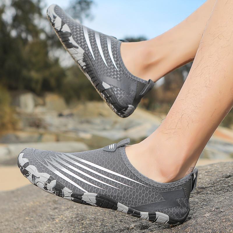 Women Quick Dry Water Sports Shoes Men's Non-slip Barefoot Beach Wading Shoes Breathable Aqua Shoes for Summer Swimming Surfing