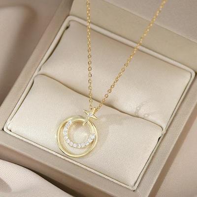 Double Ring Tetragonal Star Necklace Women's Light Luxury Niche Design High Sense Versatile Round Pendant Collarbone Chain Jewelry