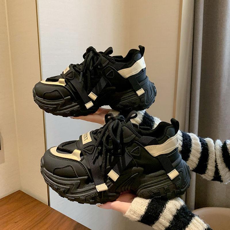 

New dad shoes women 2025 winter Internet celebrity sports shoes white niche heightening shoes spring and autumn foreign style 35