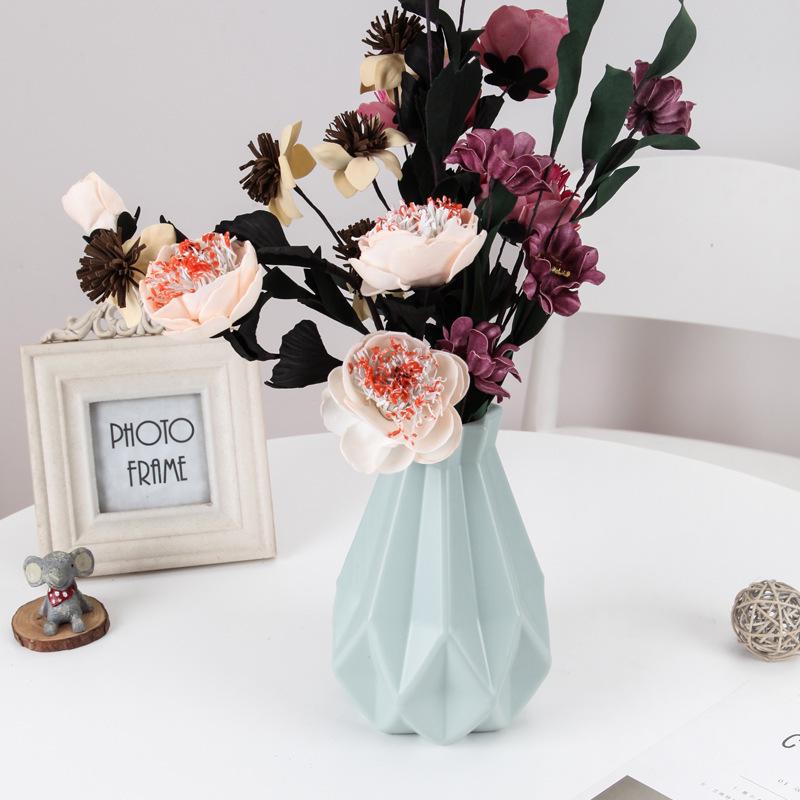 Nordic-Style Creative Plastic Vase: Multi-Color & Design Options for Green Plants & Dried Flowers