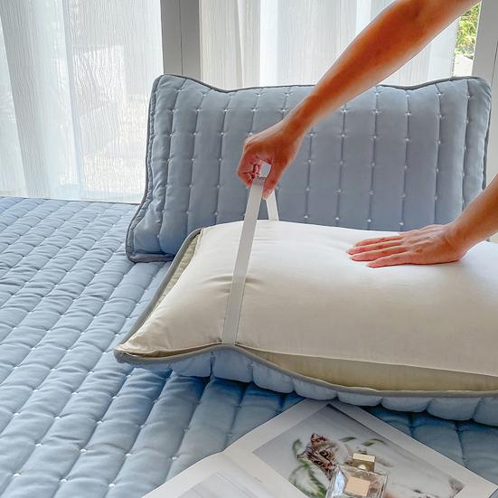 Pillow Protector with Elastic Bands Travel Pillow Cover Anti-slip Quilted Waffle Pillowcase Protect from Dust Sweat And Stain for Dorm Home Bedroom