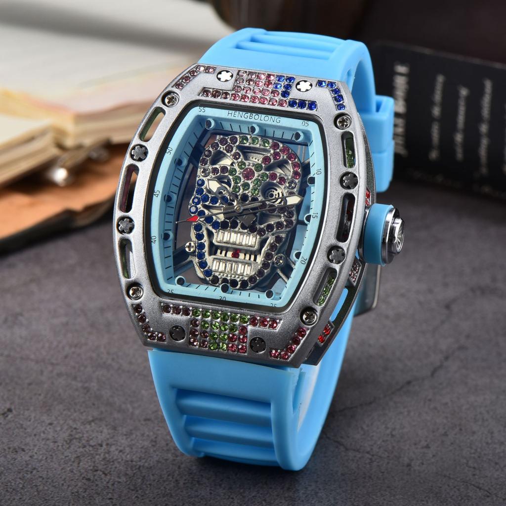 New Colored Diamond Skull Quartz Watch Spot Wholesale Fashion Business Diamond-encrusted Silicone Watch Men