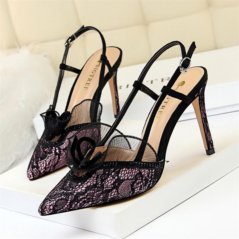 Fashion Women Thin High Heels Lace Hollow Mesh Pointed Toe Sandals Summer Fashion Elegant Green Silver Rhinestones Slingback Shoes