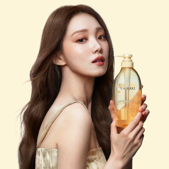 Tsubaki Premium Volume & Repair Shampoo 450ml