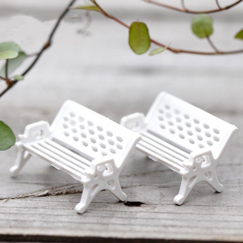 

Moss Micro Landscape White Bench - Succulent Eco Bottle Decoration Small 1.5cm