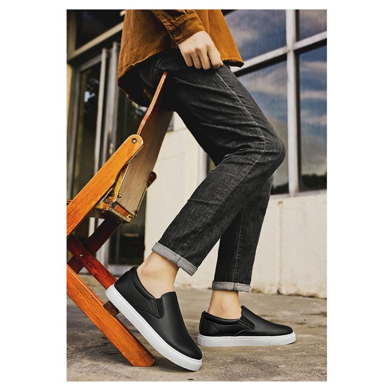 Men Plus Size Summer Breathable Casual Flat Leather Skate Sneakers