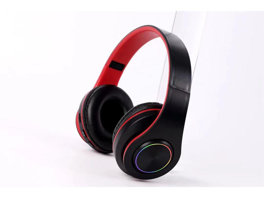 

Яркая Bluetooth-гарнитура с мощными басами — беспроводные спортивные и игровые наушники Luminous version чёрный/красный