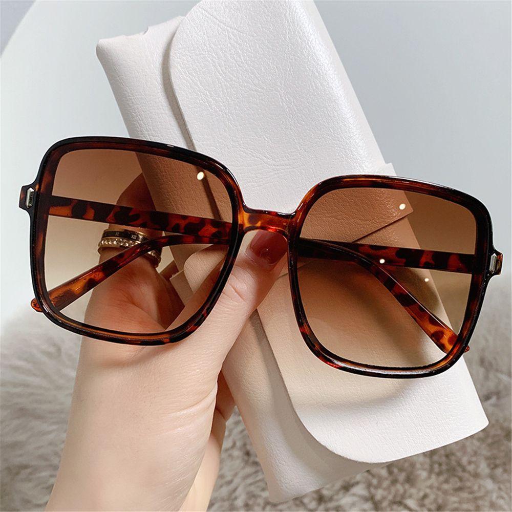 

Vintage Classic UV400 Eyewear for Lady Women Square Sun Glasses Big Frame Oversized Sunglasses