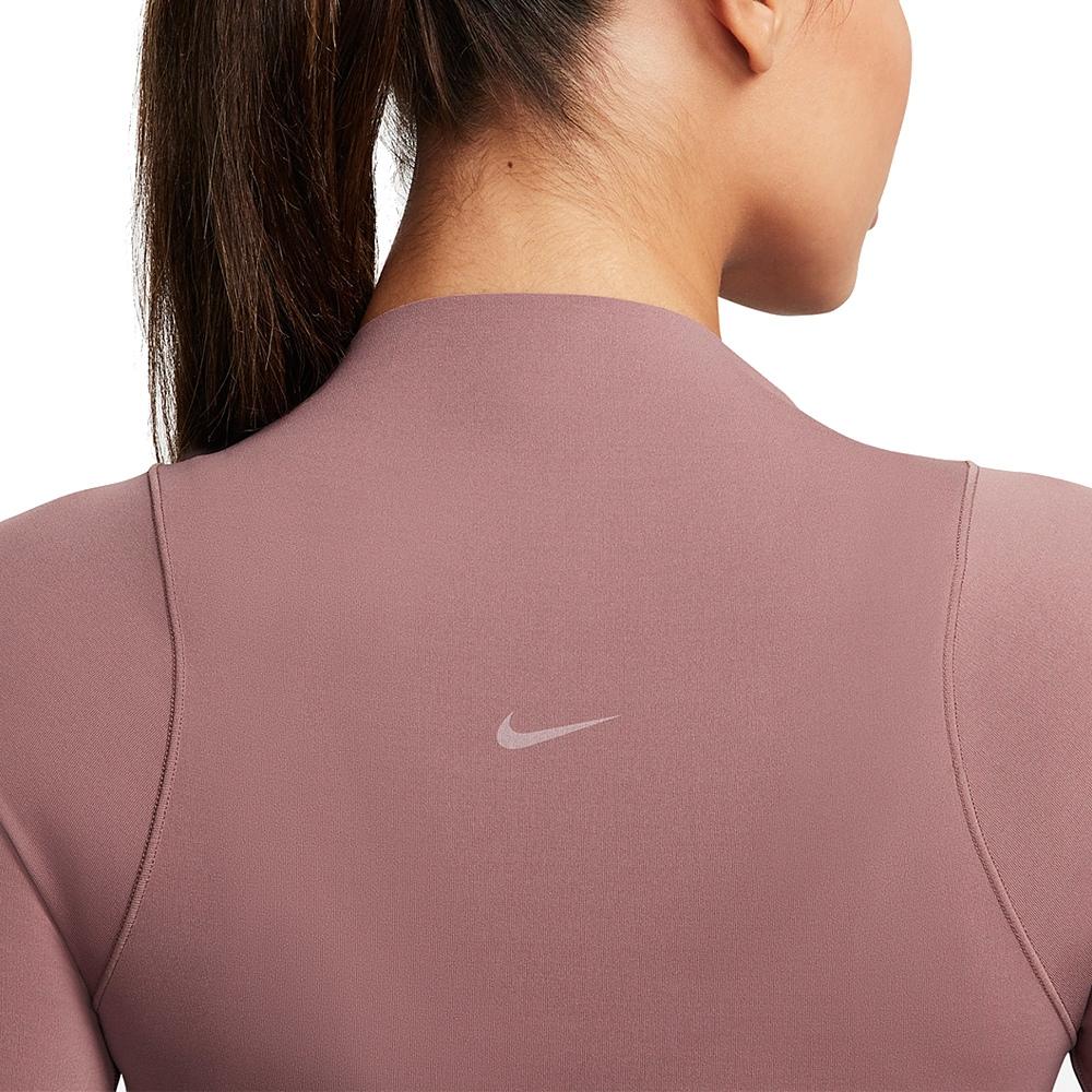 Nike T Shirts Women's Pink Crew Neck Moderate Straight Fit FN3023-208
