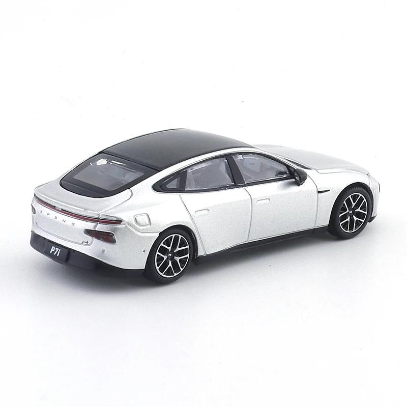 XCARTOYS 1/64 XROC P7i- Star Green Car Alloy Toys Motor Vehicle Diecast Metal Model Kids Xmas Gift Toys for Boys