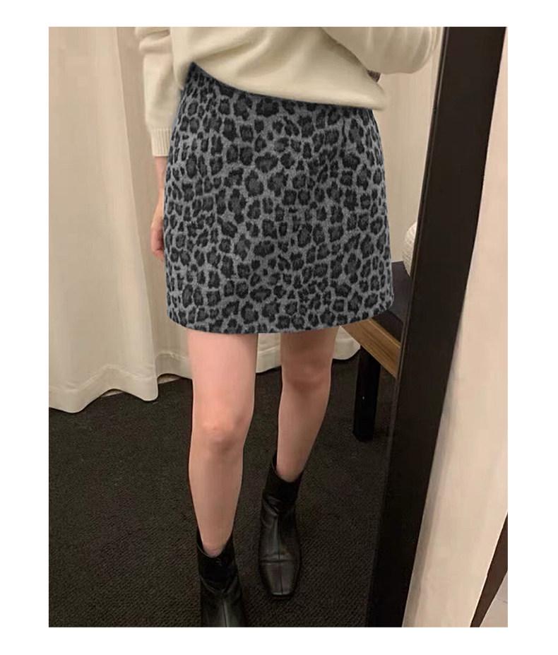 Γυναικεία Bodycon Φούστα σε Γραμμή Α με Καφέ Λεοπάρ Σχέδιο - Άνοιξη/Φθινόπωρο 2025, Ψηλόμεση Κοντή Φούστα που Αδυνατίζει για Μικρόσωμες, Στυλ 'Hot Girl'