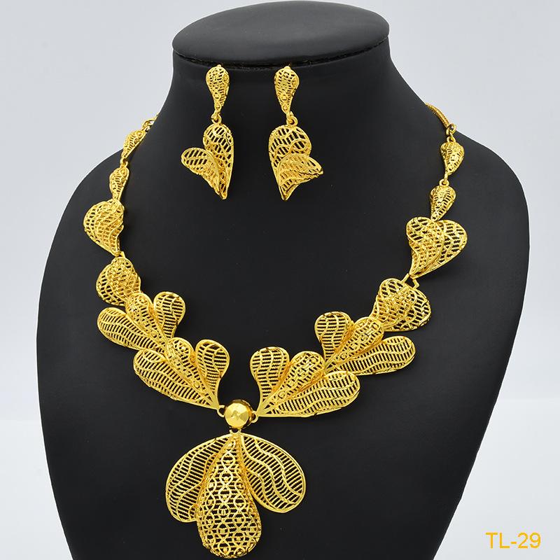 2026 Flower Necklace Earrings Set Dubai India Nigeria Gold Plated Ladies Wedding Jewelry