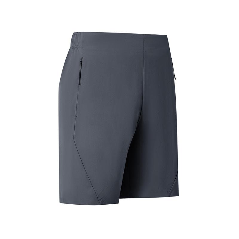 Non Marking Versatile Shorts for Men's Outdoor Hiking and Mountaineering, Breathable Five Quarter Pants, Lightweight Casual Training Sports Pants