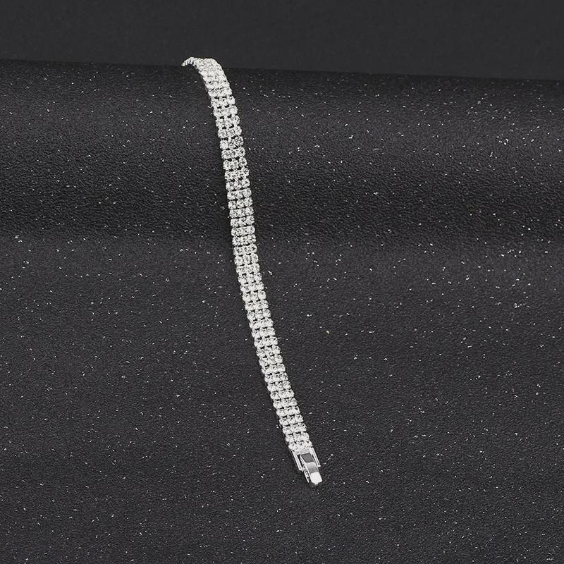 Nuovi braccialetti di cristallo sottili europei e americani con gioielli da donna con diamanti pieni, perfetti per tutte le occasioni. Trasmissione in diretta disponibile.