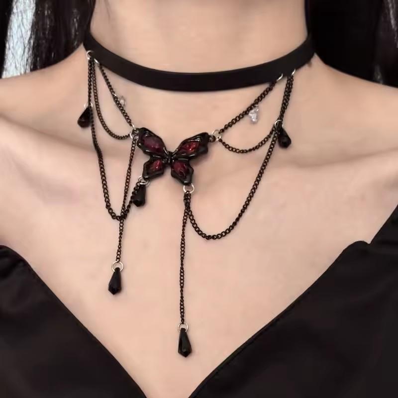 Punk Black Cross Star Pendant Chain Necklace Goth Vintage Red Butterfly PU Choker Men Women Hip Hop Rock Y2K Grunge Accessories