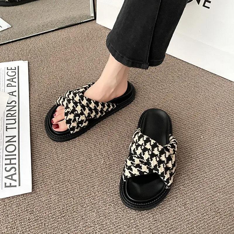 Shoes for Women 2024 Platform Outside Sandals Black Summer Thick Slides Rubber Woman Slippers Height Non Slip On Promotion 39 W
