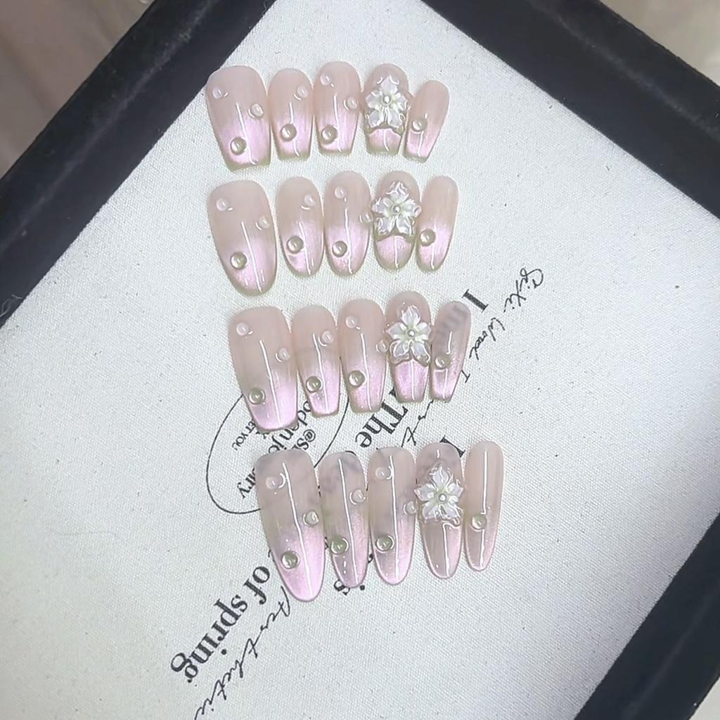 Reine Handgekleidete Jiaxia Neuer Stil von Qipian Rosa Herz Guave Dreidimensionale Blume Rüstung Tragen Katzenaugen Nagelkunst Patch