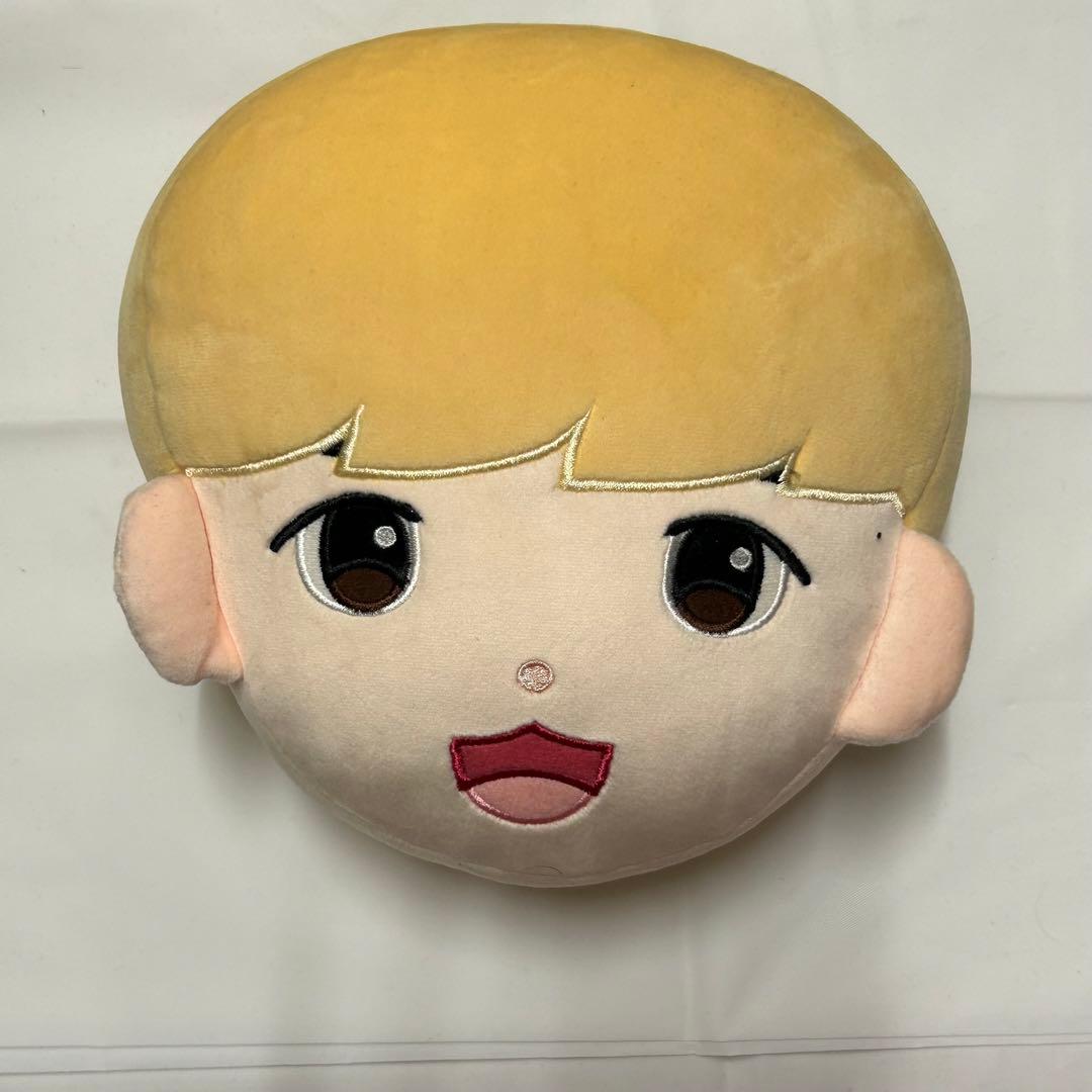 

[USED] baekhyun plush cushion