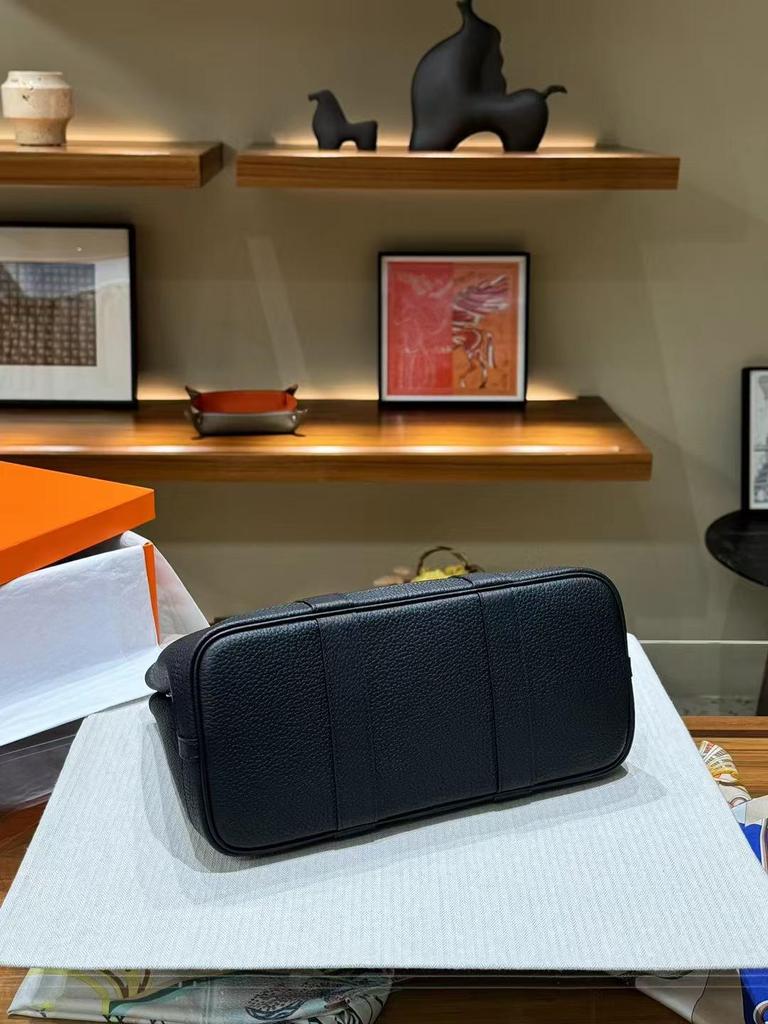 Geantă Tote de Grădină din Piele de Vacă 30cm - Geantă Versatilă de Mână & de Umăr Messenger 2024