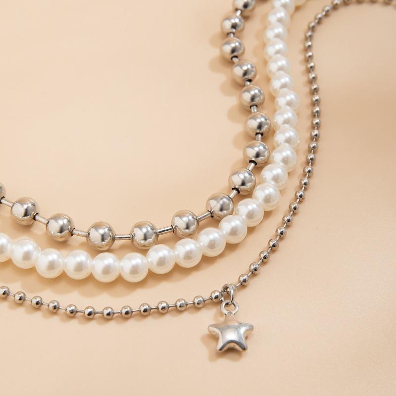 Sweet and edgy layered beaded necklace, minimalist star necklace, pearl jewelry