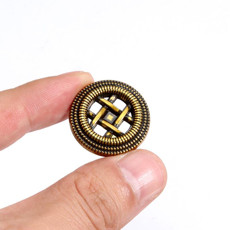 10Pcs Vintage Buttons Hollow Metal Clothes Jacket Suit Coat Decorative Bronze Buttons Exquisite Sweater Cardigan Buttons