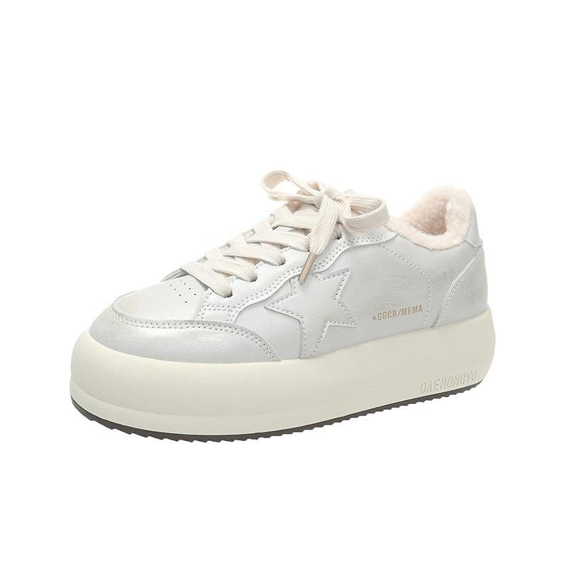 [Fanfna] Thick-soled Velvet Star Board Shoes for Women's 2025 Autumn and Winter New Fashionable Versatile Casual Sports Cotton Shoes