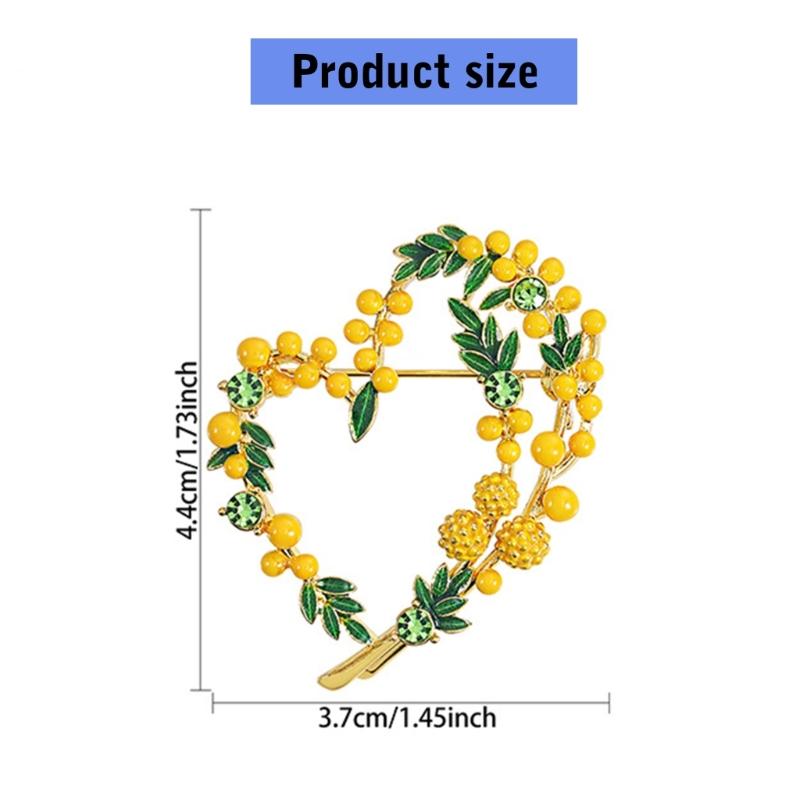 Beautiful Fruit Heart Brooch Party Office Pins Fashion Lapel Pin Alloy Texture Suitable for Women and Unisex Present