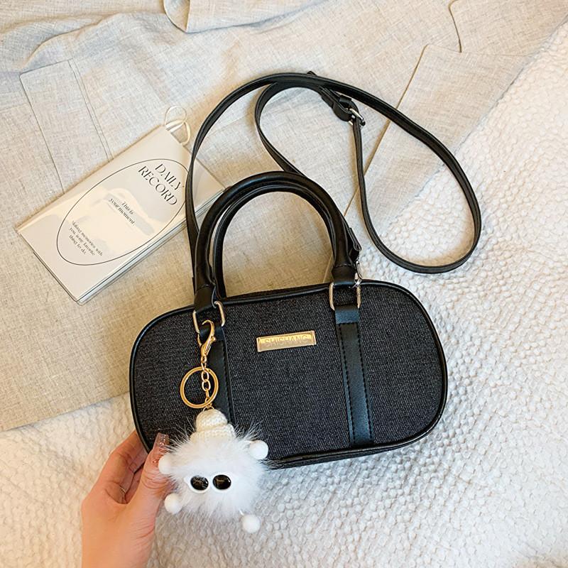 

Chic Single Shoulder Crossbody Phone Bag For Women Trendy 2024 Small Designer Cute Handbag For Spring Summer Without Hanger чёрный