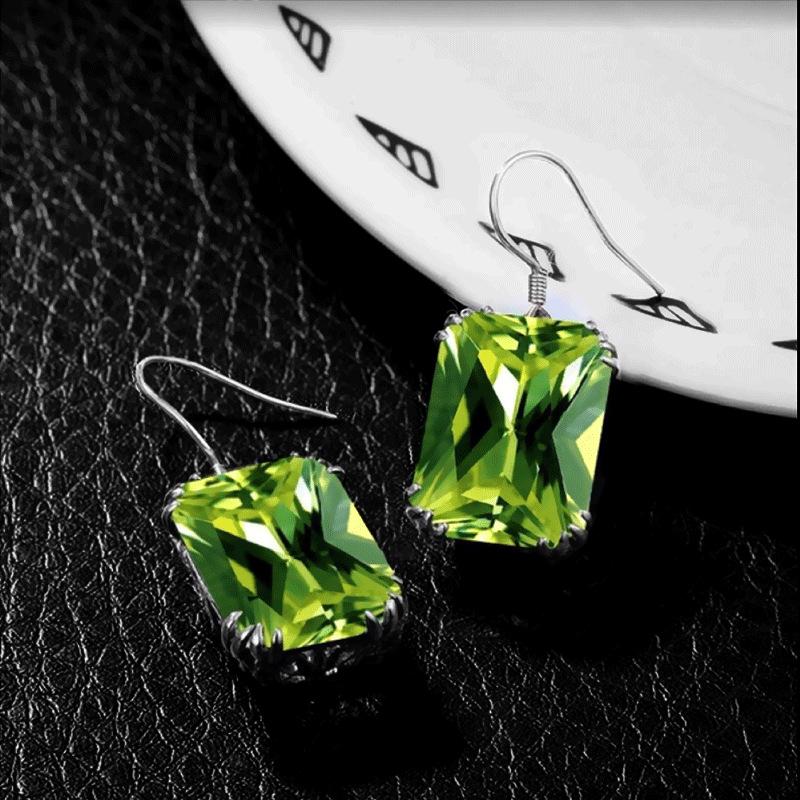 1pcs Necklace And Earrings Set, New Fashion Creative Personality Versatile Earrings Necklace Set, Women Clavicle Chain Crystal Pendant Jewelry Gift