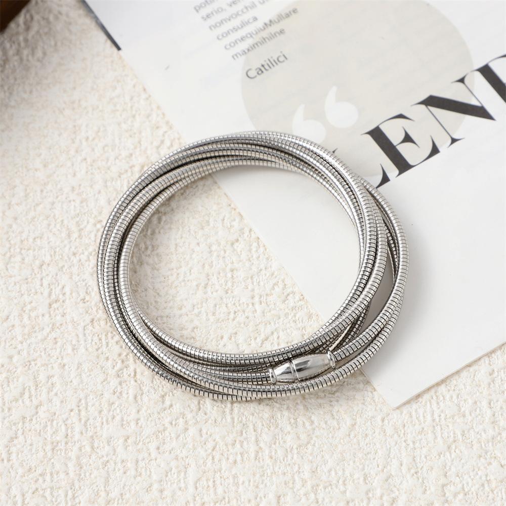 Braccialetto alla moda a vento Regolabile Molla Multi-strato Personalizzato Semplice Anello Elastico Braccialetto ad Anello Semplice