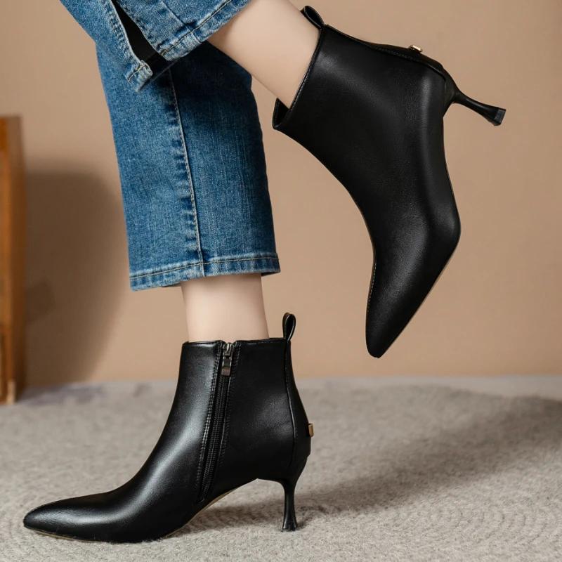Fashion Short boots, temperament, high heels, women's pointed toes, thin heels, spring and autumn small follow-up boots