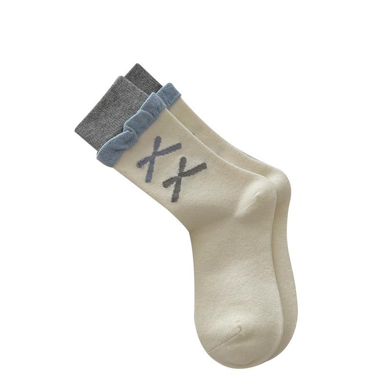 Soft Plush Lolita Girl Sweet Socks with Bow Ties, Mid-calf Thick Pile, Cute Lace, Extra Thick, Suitable for Autumn and Winter.