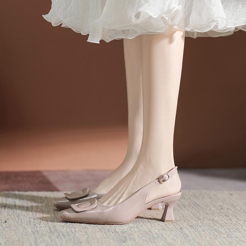 Fransk motepose hode sandaler damesommer 2025 nye firkantet hode tomme enkle sko ett-ords spenne med høye hæler stiletto