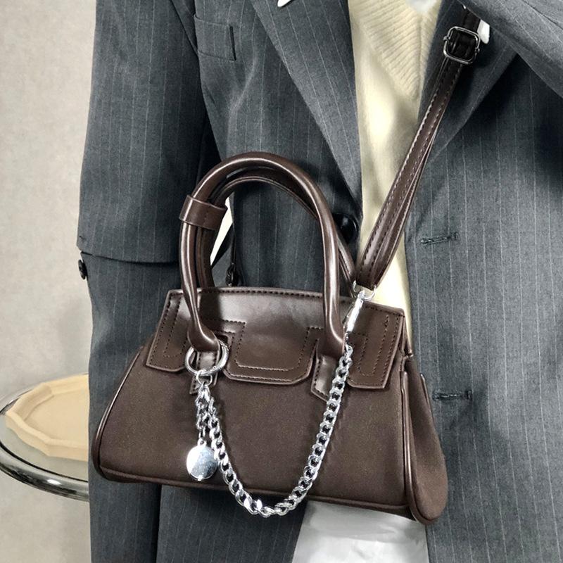 Advanced Handheld Bag For Women New European American Vintage Style Single Shoulder Underarm Bag Fashion Crossbody Bag