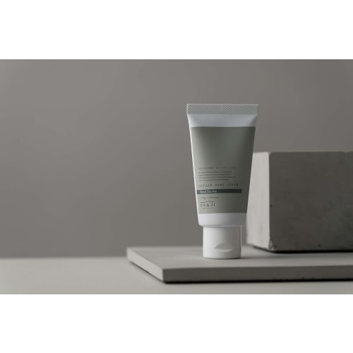 Osaji Highly Moisturizing Repair Hand Cream, 50g, Softens Skin, Gentle On Skin, Prevents Dryness, Floral Tea Tree Scent