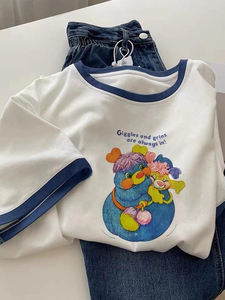 Czysta bawełna, biały t-shirt damski z krótkim rękawem, letni design, niszowy, w kontrastowym kolorze, w stylu Hong Kongu, szykowny top z bazą