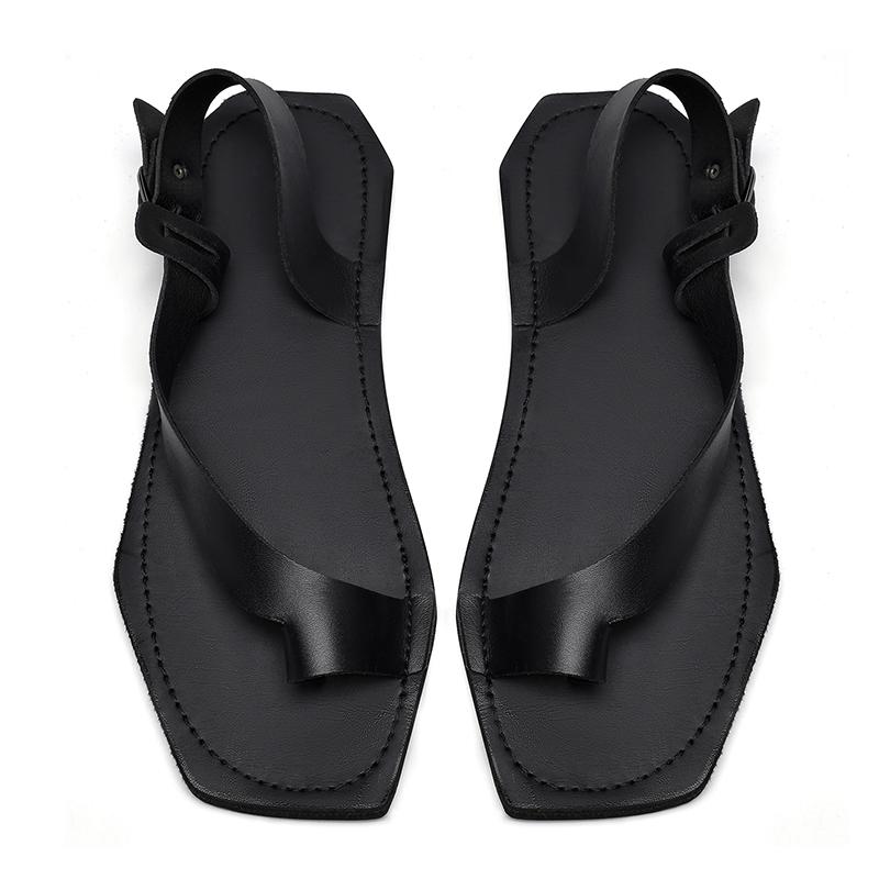 Fashion New Male Beach Shoes Lightweight Men's Casual Slippers Outdoor Summer Sandals Soft Sole Comfort Flip-flops Fashion Trend Sandals