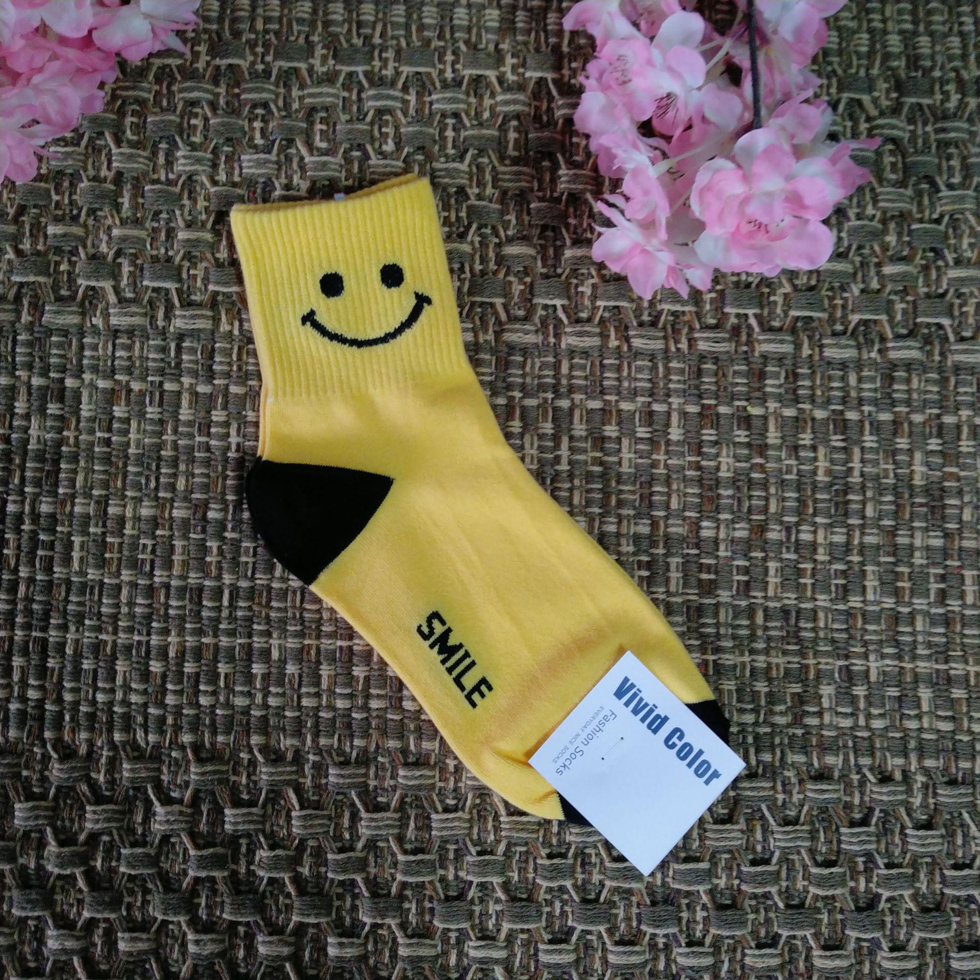 

Корейские женские зимние носки до середины икры со смайликом - Яркие цвета, стиль колледжа One Size (35-40)