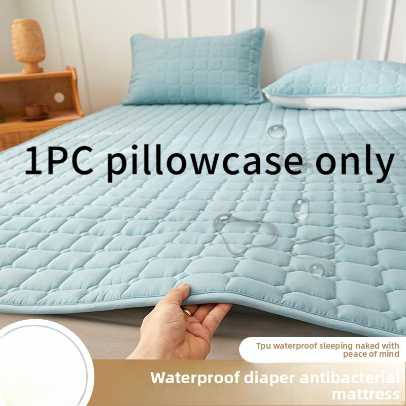 Waterproof Urine Barrier Quilted Mattress Pad for Home Bedroom Dormitory Soft Cushion Bed Protector Non-Slip Mat