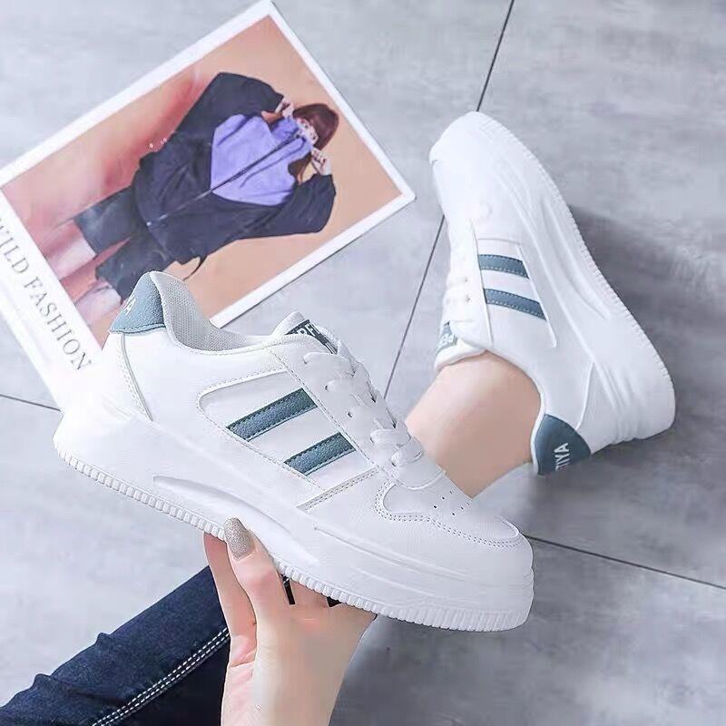 Spring new little white shoes women's breathable street shooting board shoes women's thick-soled muffin women's shoes
