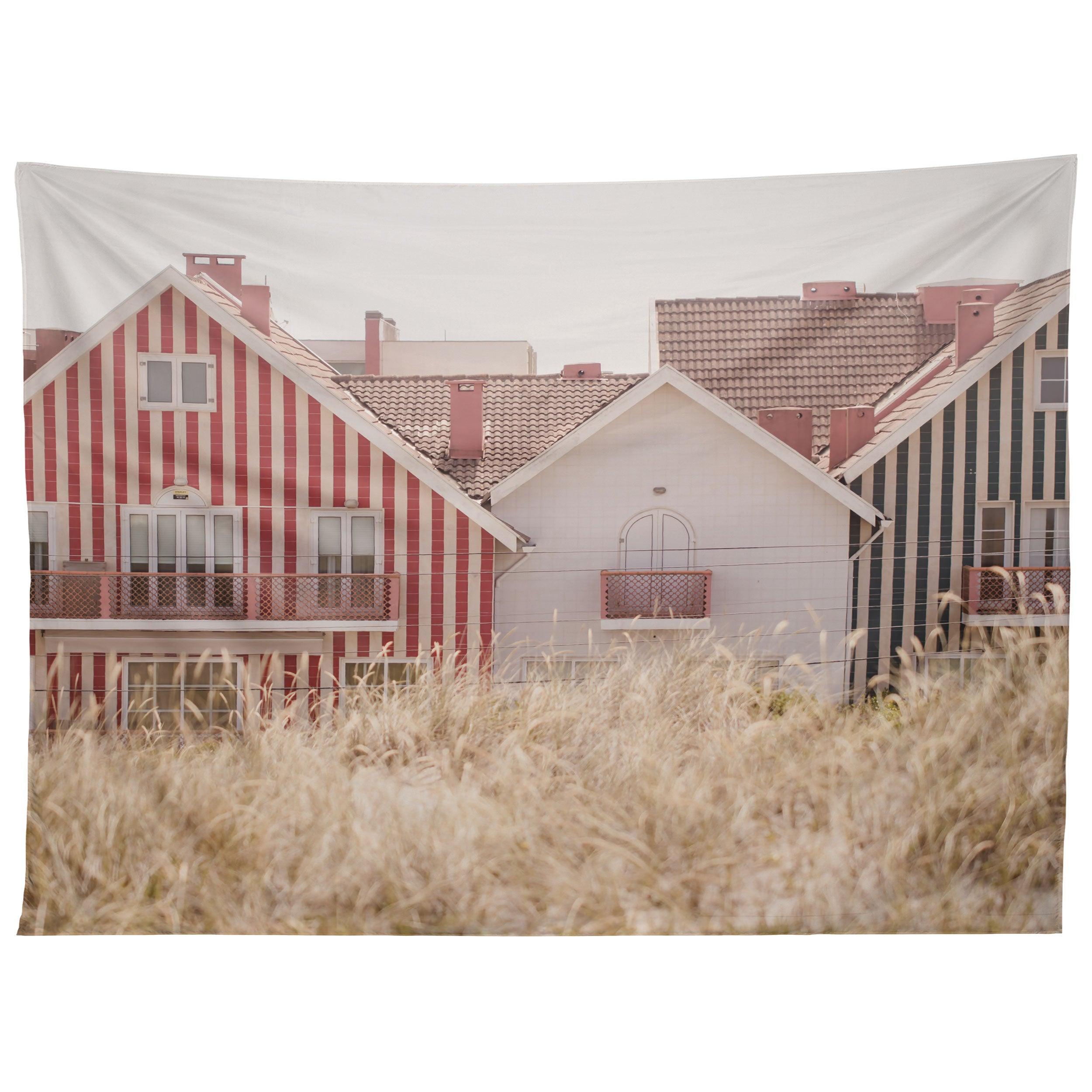 BEACH HOUSES RED AND BLUE tapestry 75x100