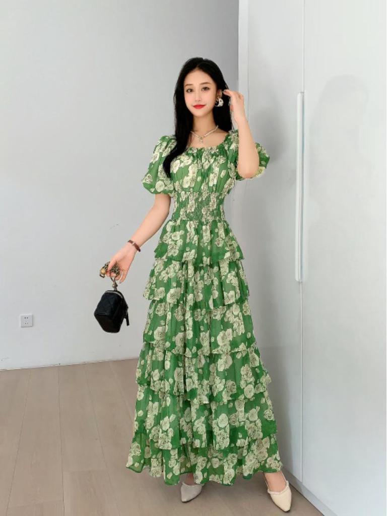Retro Floral Chiffon Slimming Dress: Women's Summer Puff Short Sleeve High-End Vacation Cake Dress