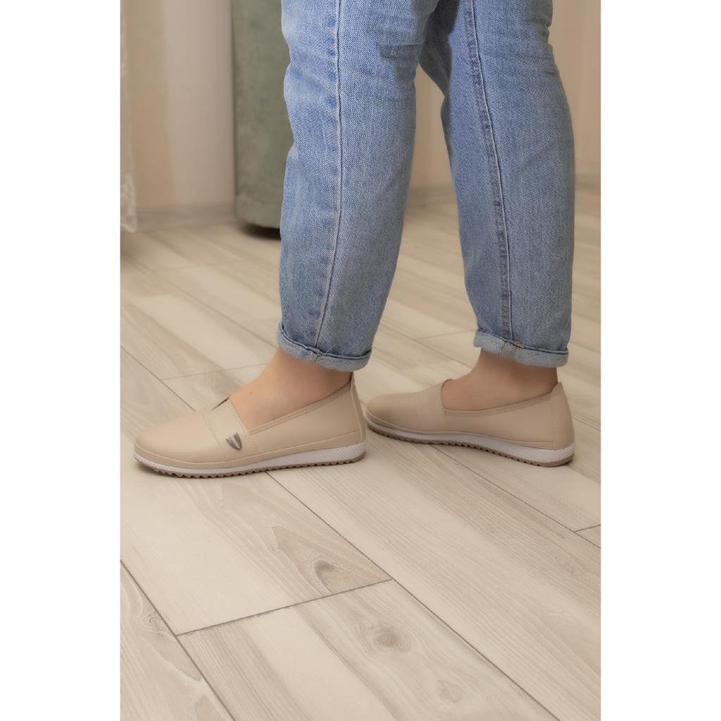 Orthopädische Ballerina-Schuhe aus weicher Haut für Damen mit perforiertem Kordelzug