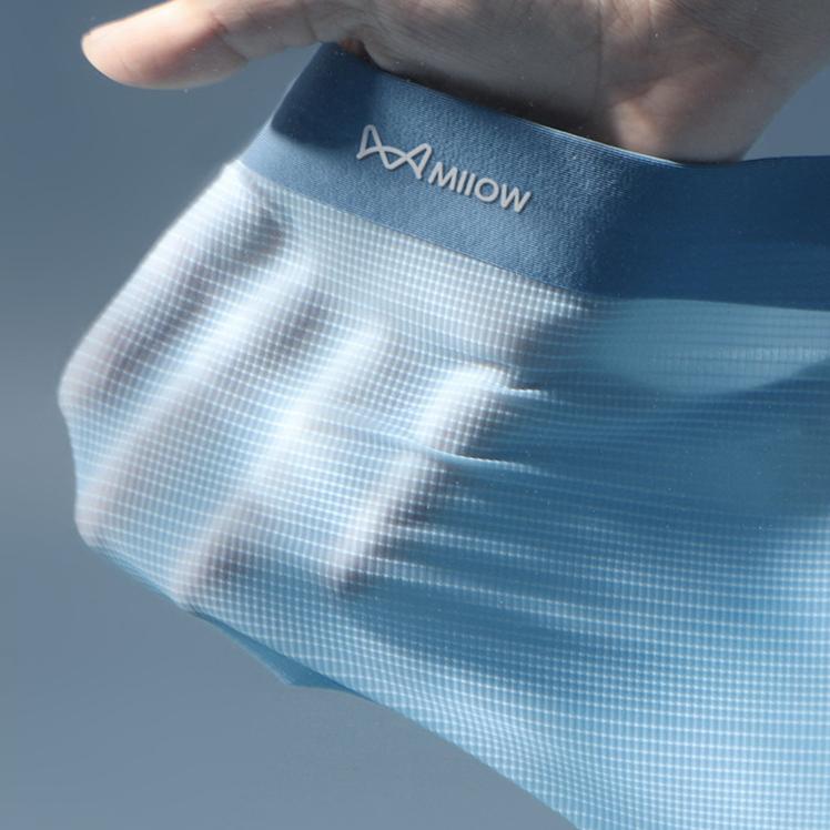 3pcs Men's Underwear Summer Thin Ice Silk Seamless Flat Corner Pants for Teenagers Loose and Breathable Square Corner Shorts Boxer Brief