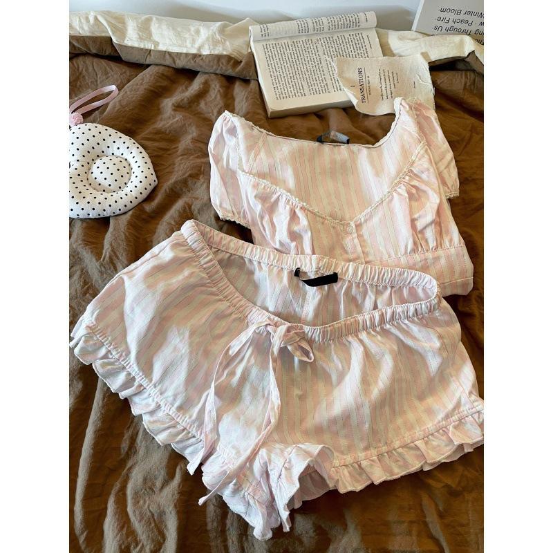 

Summer can go out short sleeves shorts pajamas women s new Korean version of girls sweet striped loungewear suit M