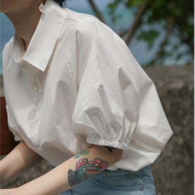 Comfortable and Versatile White Short Sleeve Shirt Women Petite Shirt Slim Bubble Sleeve Tops Design Sense Niche Temperament Elegant Fashion Top