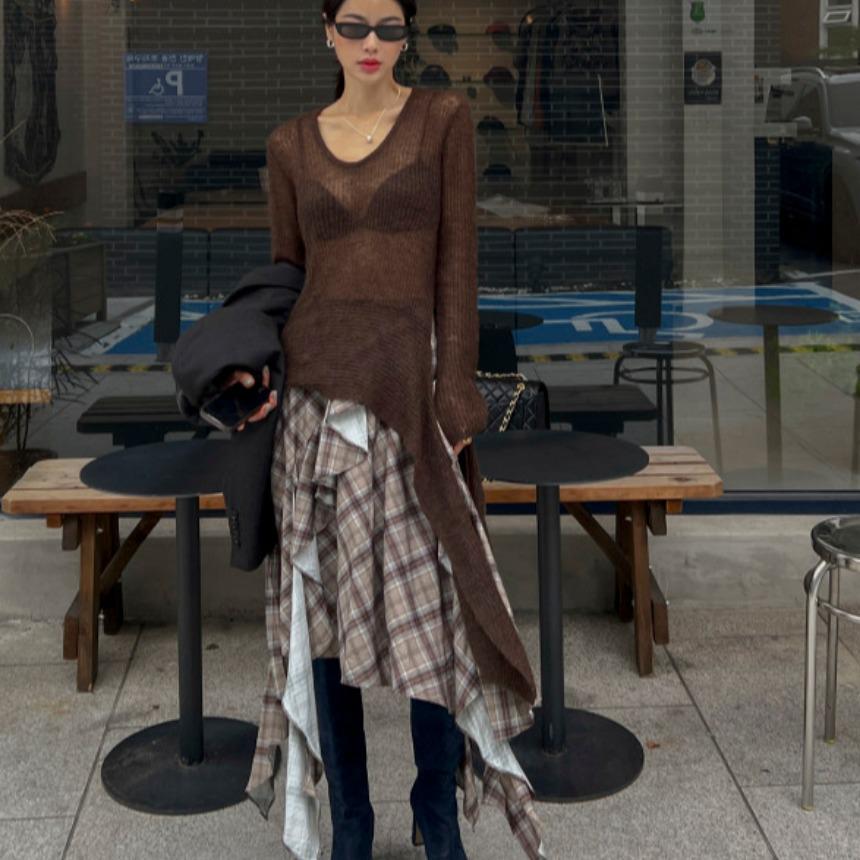 2026 Korean Chic Retro Plaid Asymmetrical Skirt