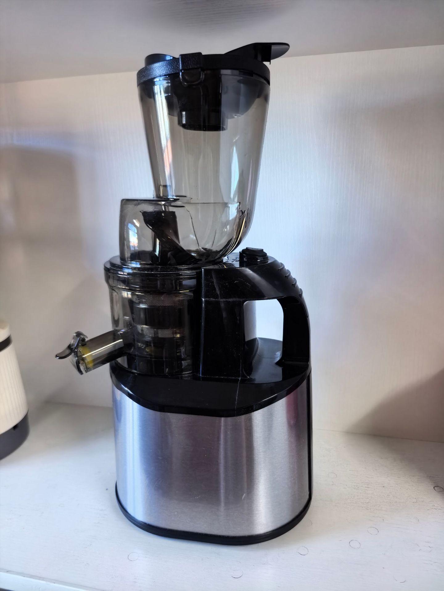 

Автоматическая многофункциональная соковыжималка из нержавеющей стали большого калибра с функцией отделения