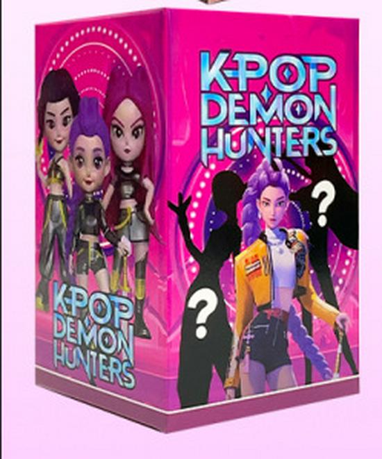 Cross-border Fantasy Hunter Girl & Boy Group Figure Toy Ornament