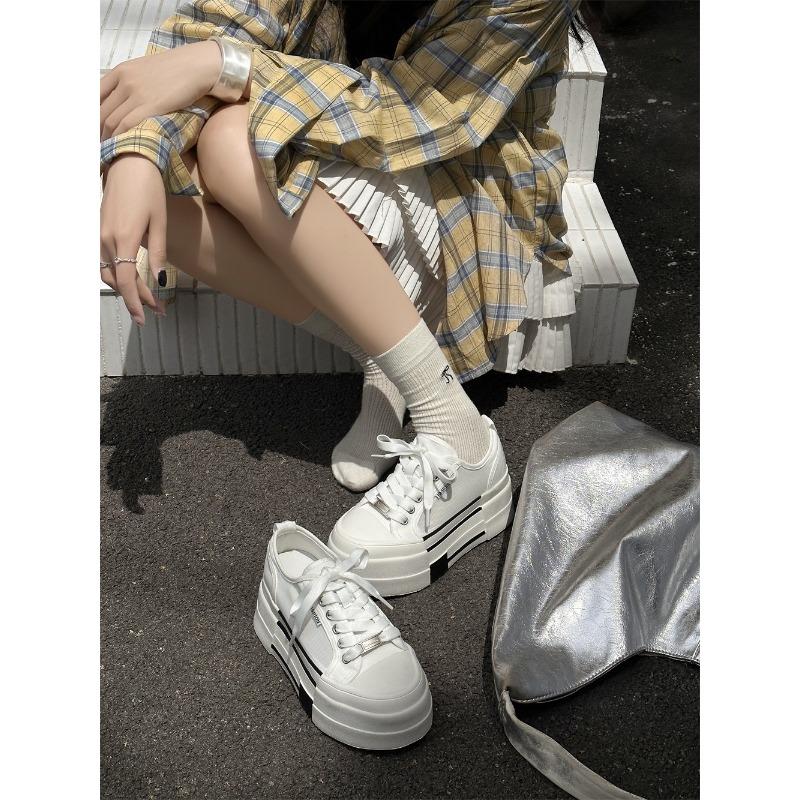 

Thick-soled mesh shoes women s summer new niche versatile biscuit shoes heightening simple sports board shoes 35 белый